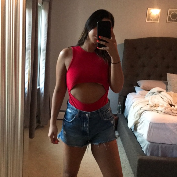 red bodysuit - Picture 1 of 1